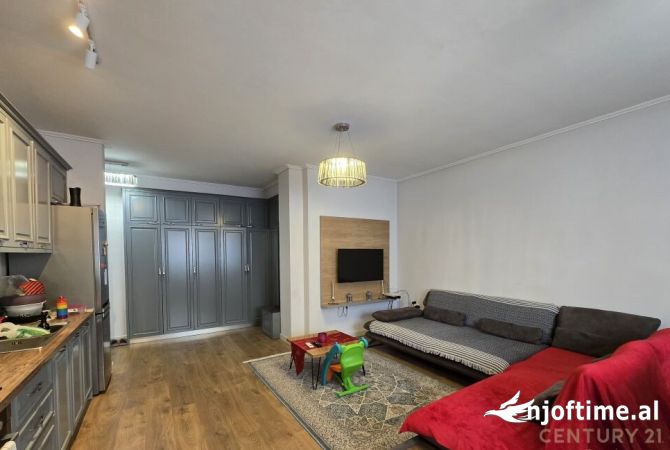 Shtepi me qera 1+1 ne Tirane - 500 Euro