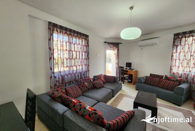Shtepi me qera Apartament ne Tirane, 2+1, Mobilimi E mobiluar, Pagesa 400  Euro.