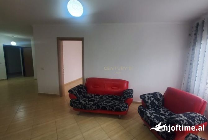 Shtepi ne shitje 1+1 ne Tirane - 92,000 Euro