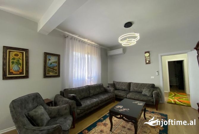 Shtepi me qera 3+1 ne Tirane - 500 Euro