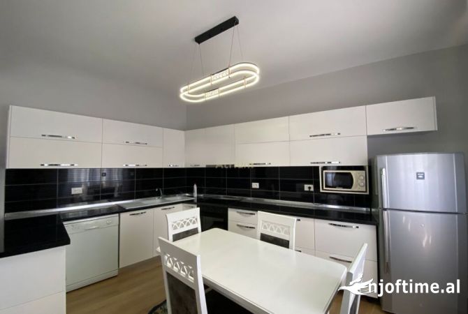 Shtepi me qera 3+1 ne Tirane - 500 Euro