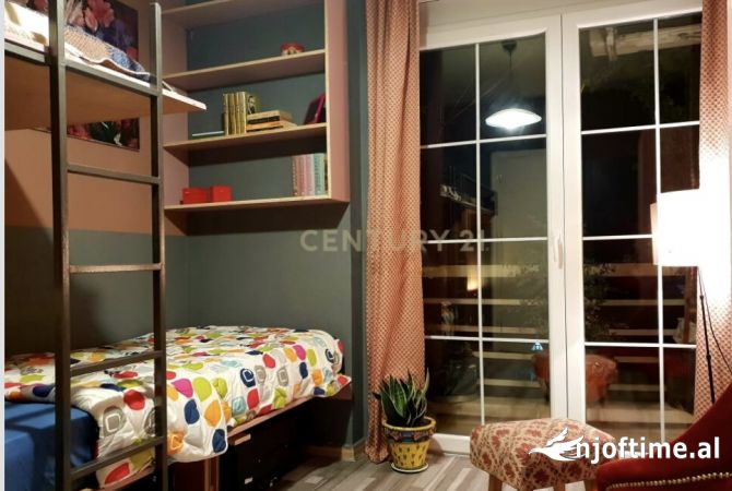 Shtepi me qera 2+1 ne Tirane - 600 Euro