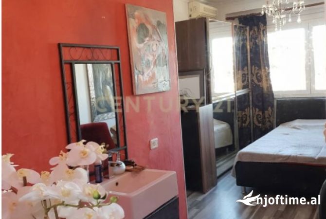 Shtepi me qera 2+1 ne Tirane - 600 Euro