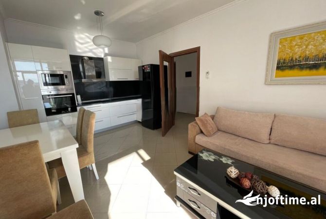 Shtepi ne shitje 1+1 ne Tirane - 90,000 Euro