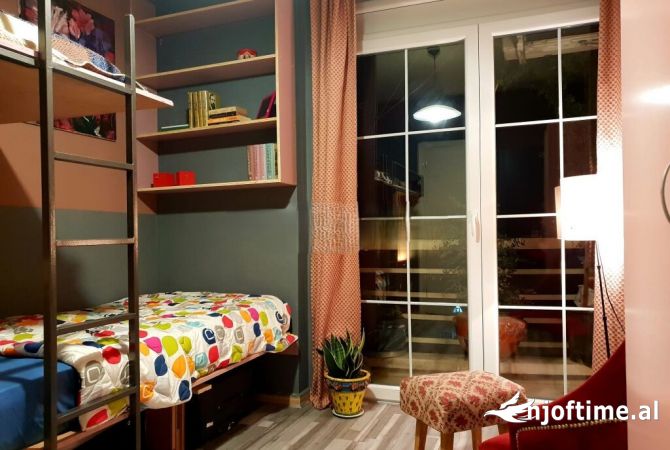 Shtepi me qera 2+1 ne Tirane - 600 Euro