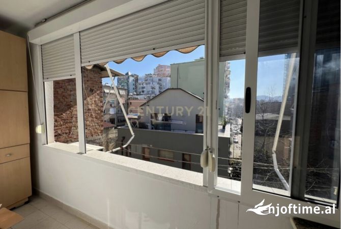 Shtepi me qera 2+1 ne Tirane - 600 Euro