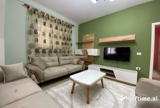 Shtepi me qera 2+1 ne Tirane - 650 Euro