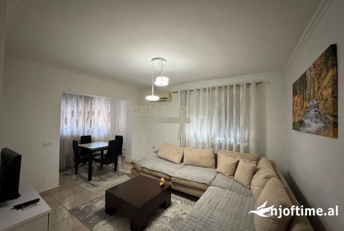 Shtepi me qera 1+1 ne Tirane - 450 Euro