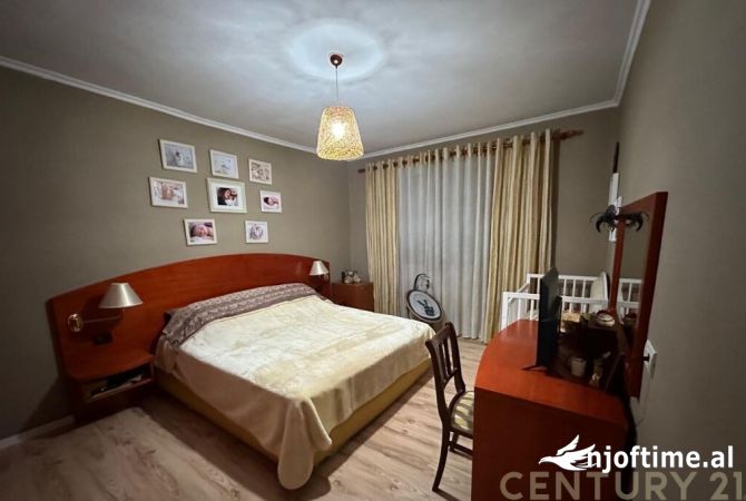 Shtepi ne shitje 1+1 ne Tirane - 120,000 Euro