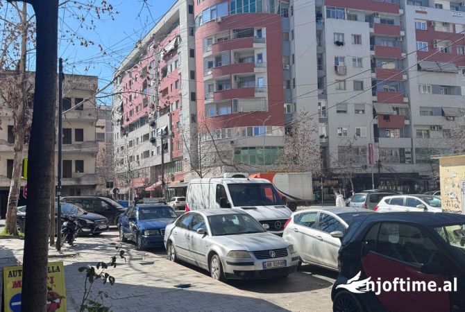 Ambient biznesi me qera 1+1 ne Tirane - 1,000 Euro