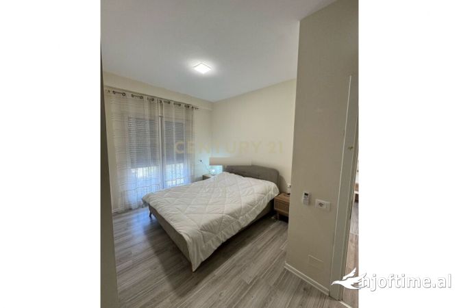 Shtepi me qera Apartament ne Tirane, 2+1, Mobilimi E mobiluar, Pagesa 650  Euro.