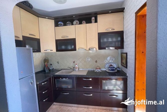Shtepi me qera 1+1 ne Tirane - 430 Euro