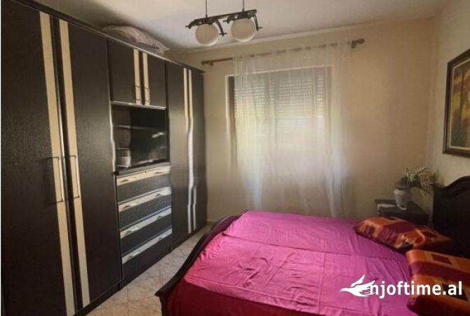 Shtepi me qera 1+1 ne Tirane - 430 Euro