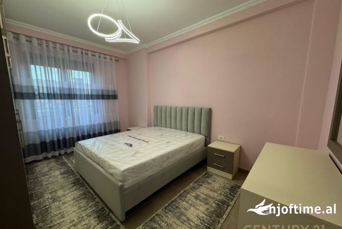 Shtepi me qera 2+1 ne Tirane - 800 Euro