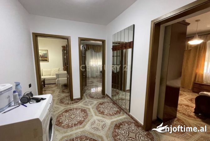 Shtepi me qera 2+1 ne Tirane - 500 Euro