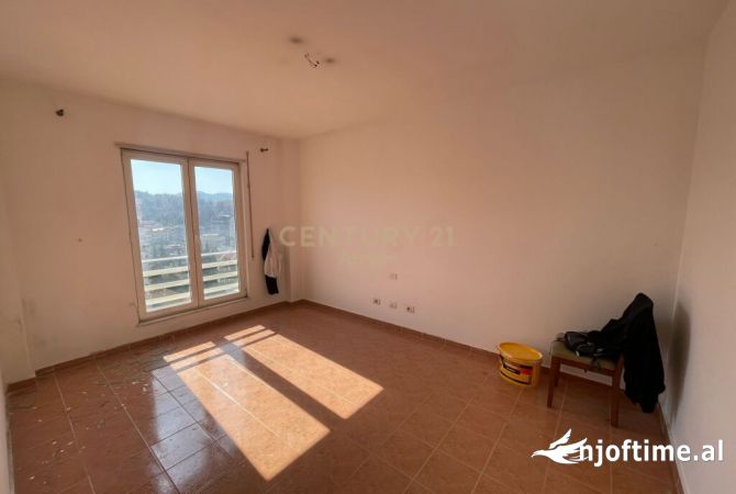 Shtepi ne shitje 2+1 ne Tirane - 168,000 Euro