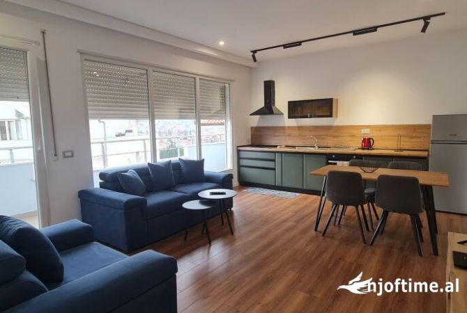 Shtepi me qera 1+1 ne Tirane - 450 Euro