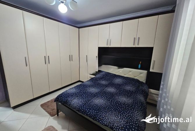 Shtepi me qera 2+1 ne Tirane - 650 Euro