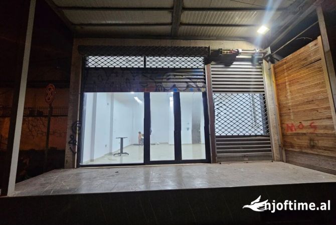 Ambient biznesi me qera 3+1 ne Tirane - 500 Euro