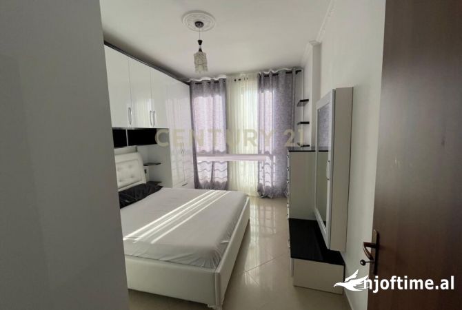 Shtepi ne shitje 1+1 ne Tirane - 90,000 Euro