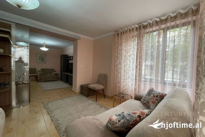 Shtepi me qera 2+1 ne Tirane - 500 Euro