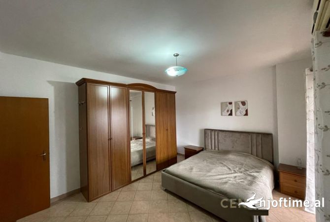Shtepi me qera 2+1 ne Tirane - 600 Euro