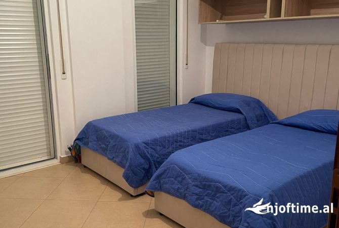 Shtepi me qera 2+1 ne Tirane - 400 Euro