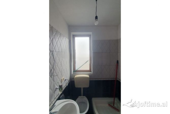 Shtepi ne shitje 3+1 ne Tirane - 140,000 Euro
