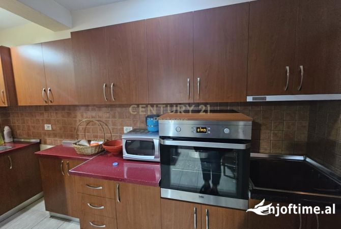 Shtepi me qera 1+1 ne Tirane - 400 Euro