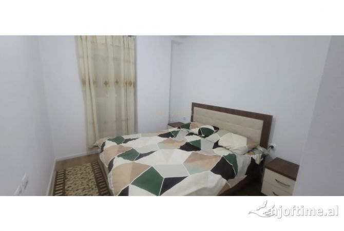 Shtepi me qera 2+1 ne Tirane - 550 Euro