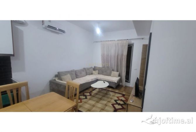 Shtepi me qera 2+1 ne Tirane - 550 Euro