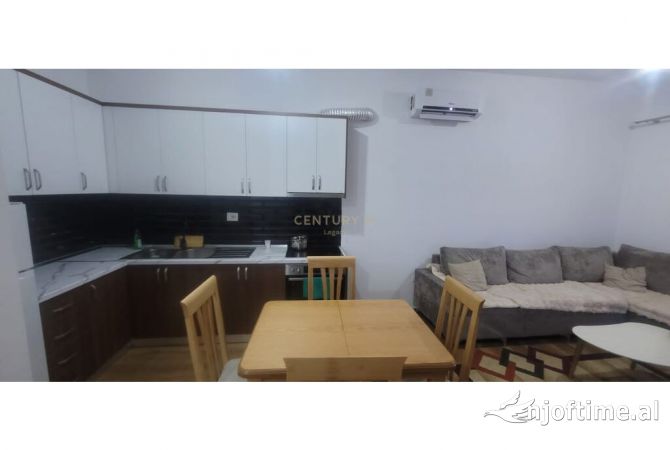 Shtepi me qera 2+1 ne Tirane - 550 Euro
