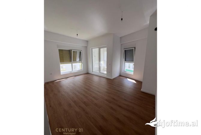 Shtepi ne shitje 1+1 ne Tirane - 106,000 Euro