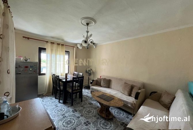 Shtepi ne shitje 2+1 ne Tirane - 75,000 Euro