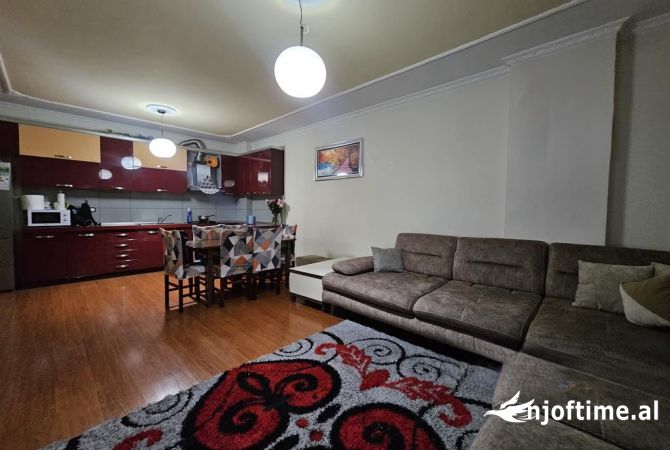 Shtepi ne shitje 2+1 ne Tirane - 125,000 Euro