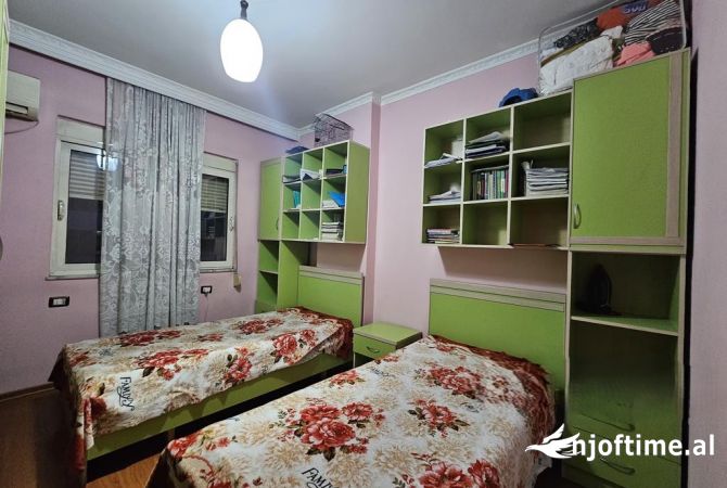 Shtepi ne shitje 2+1 ne Tirane - 125,000 Euro
