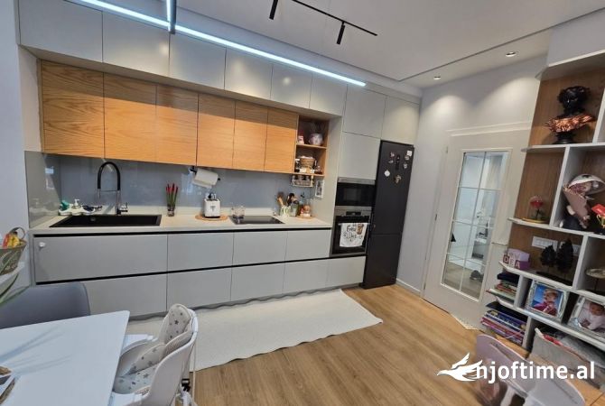 Shtepi ne shitje 2+1 ne Tirane - 200,000 Euro