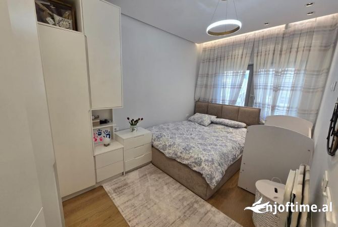 Shtepi ne shitje 2+1 ne Tirane - 200,000 Euro