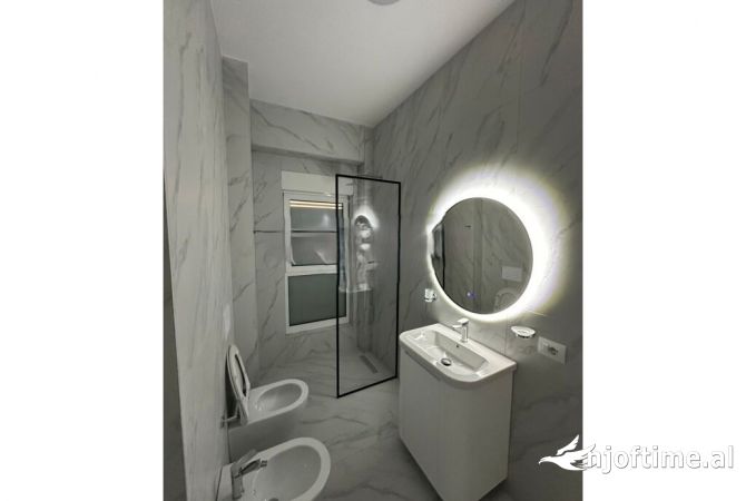Shtepi ne shitje 1+1 ne Tirane - 100,000 Euro
