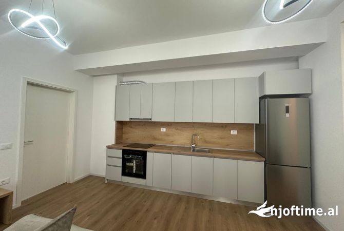 Shtepi me qera 1+1 ne Tirane - 400 Euro