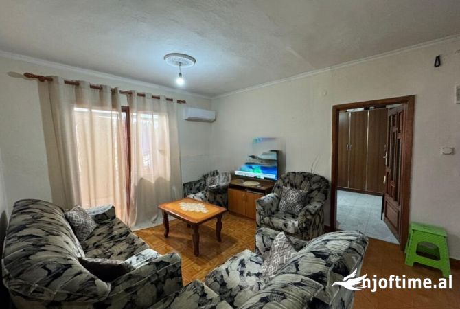 Shtepi ne shitje 3+1 ne Tirane - 75,000 Euro