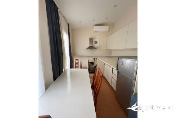 Shtepi me qera 2+1 ne Tirane - 600 Euro