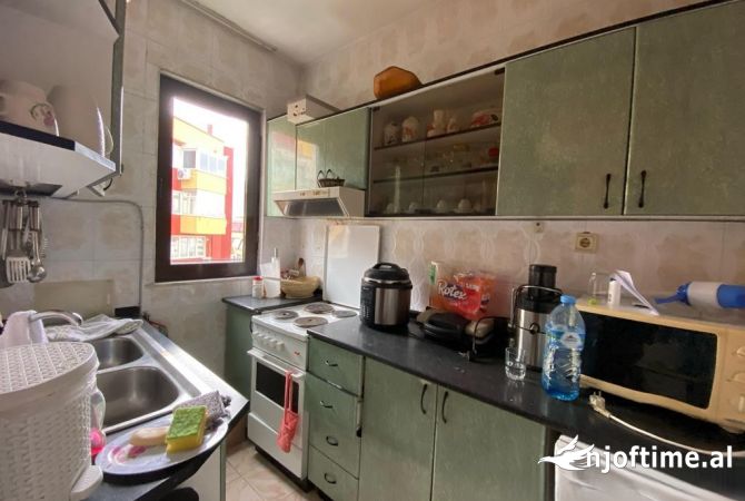 Shtepi ne shitje 1+1 ne Tirane - 100,000 Euro