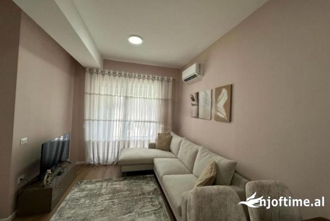 Shtepi me qera 1+1 ne Tirane - 400 Euro