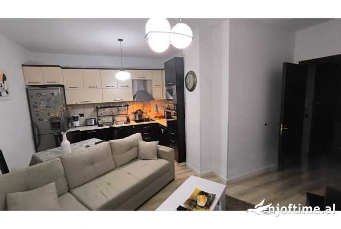 Shtepi ne shitje Garsoniere ne Tirane - 150,000 Euro
