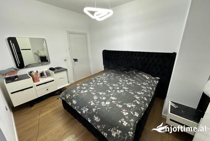 Shtepi ne shitje 2+1 ne Tirane - 165,000 Euro