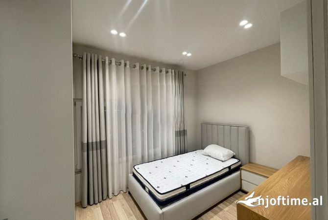 Shtepi me qera 2+1 ne Tirane - 600 Euro