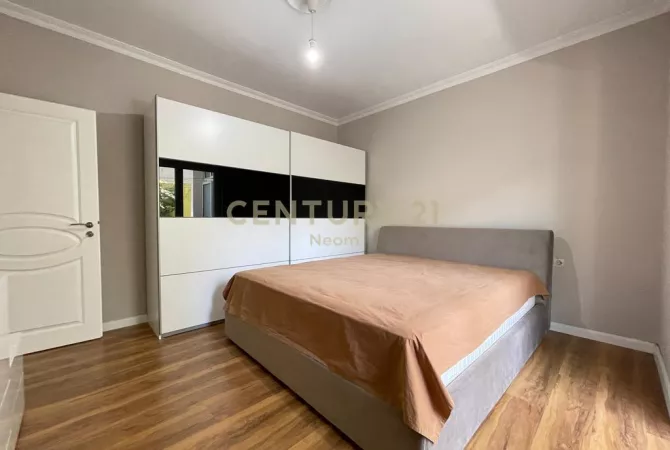 Shtepi ne shitje 2+1 ne Tirane - 280,000 Euro