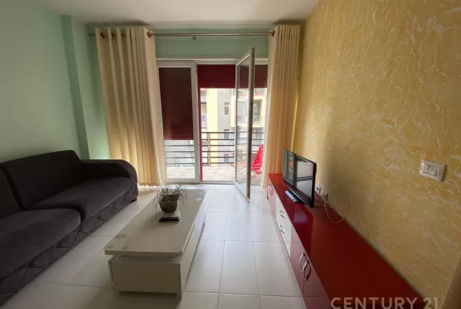 Shtepi me qera 2+1 ne Tirane - 550 Euro