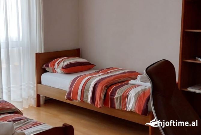 Shtepi me qera 2+1 ne Tirane - 600 Euro